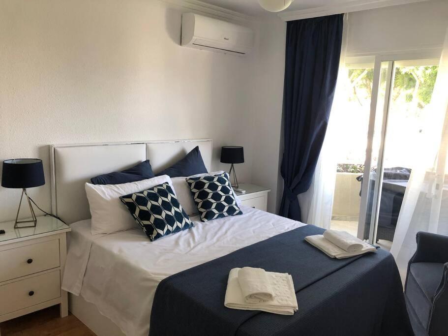 Apartamento Torremolinos 5 Personas + Parking + Piscina Todo El Ano エクステリア 写真