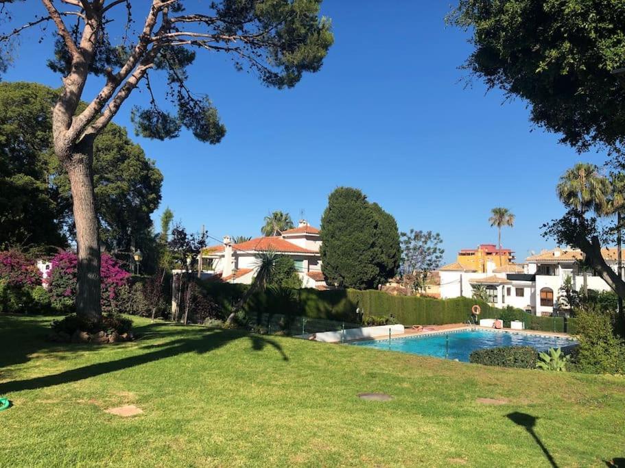 Apartamento Torremolinos 5 Personas + Parking + Piscina Todo El Ano エクステリア 写真
