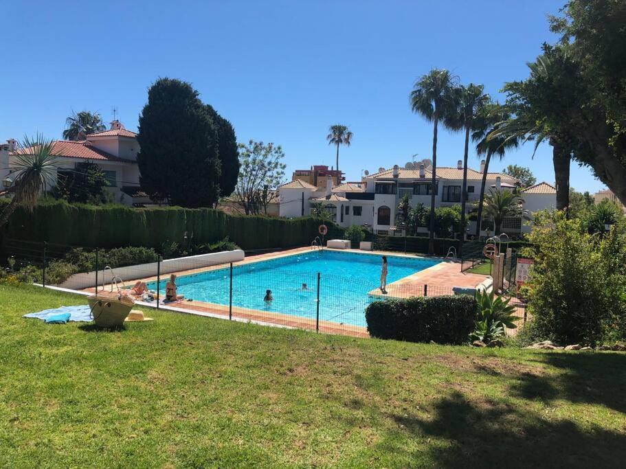 Apartamento Torremolinos 5 Personas + Parking + Piscina Todo El Ano エクステリア 写真