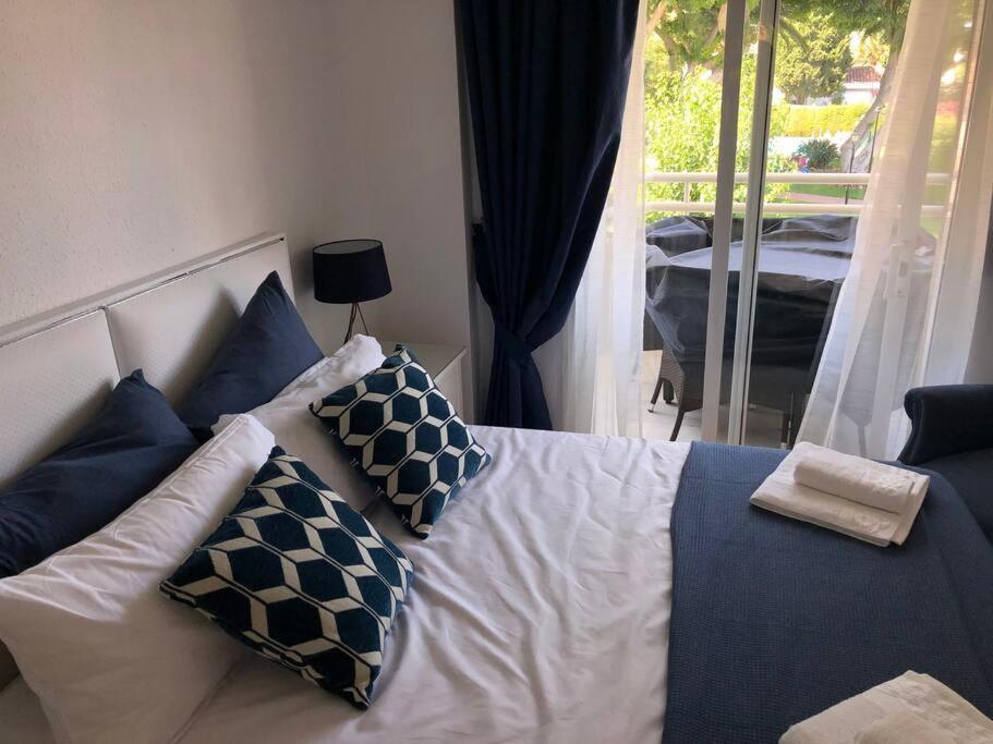 Apartamento Torremolinos 5 Personas + Parking + Piscina Todo El Ano エクステリア 写真