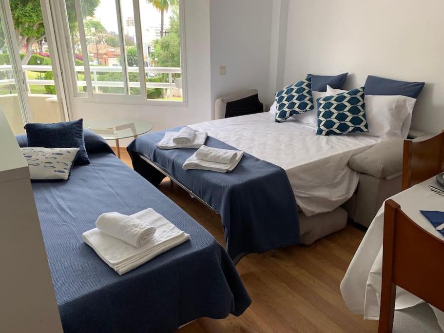 Apartamento Torremolinos 5 Personas + Parking + Piscina Todo El Ano エクステリア 写真