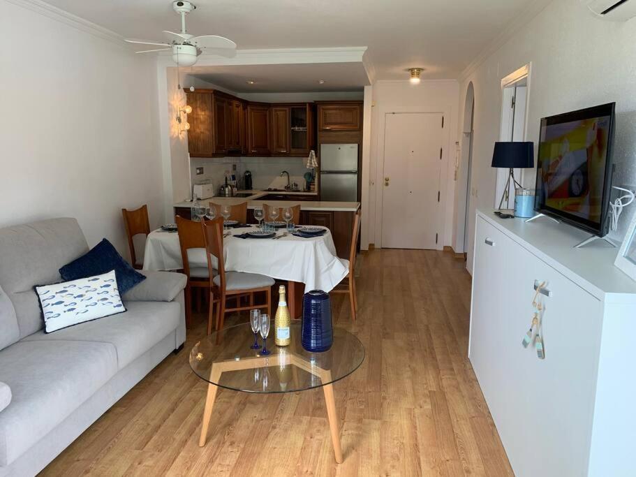 Apartamento Torremolinos 5 Personas + Parking + Piscina Todo El Ano エクステリア 写真