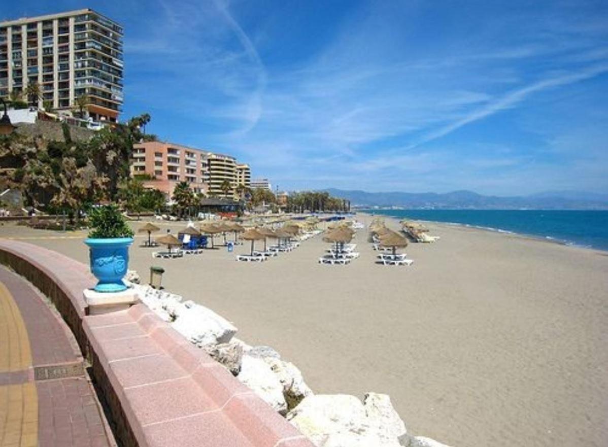 Apartamento Torremolinos 5 Personas + Parking + Piscina Todo El Ano エクステリア 写真